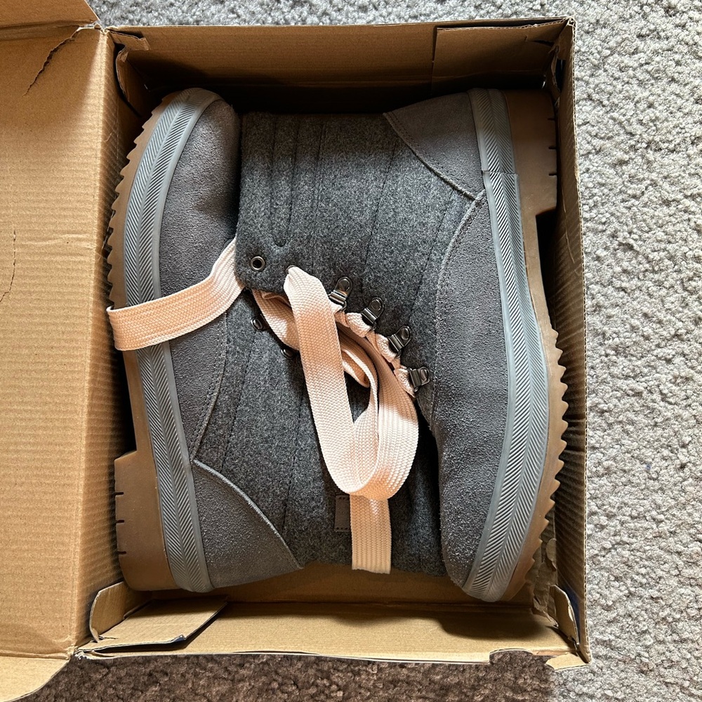 Keds Gray Camp Boots, Suede Lace up